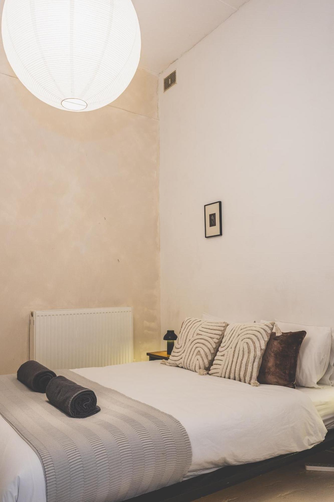 Bright & Spacious 2br Flat, Great Transport Links Apartamento Londres
