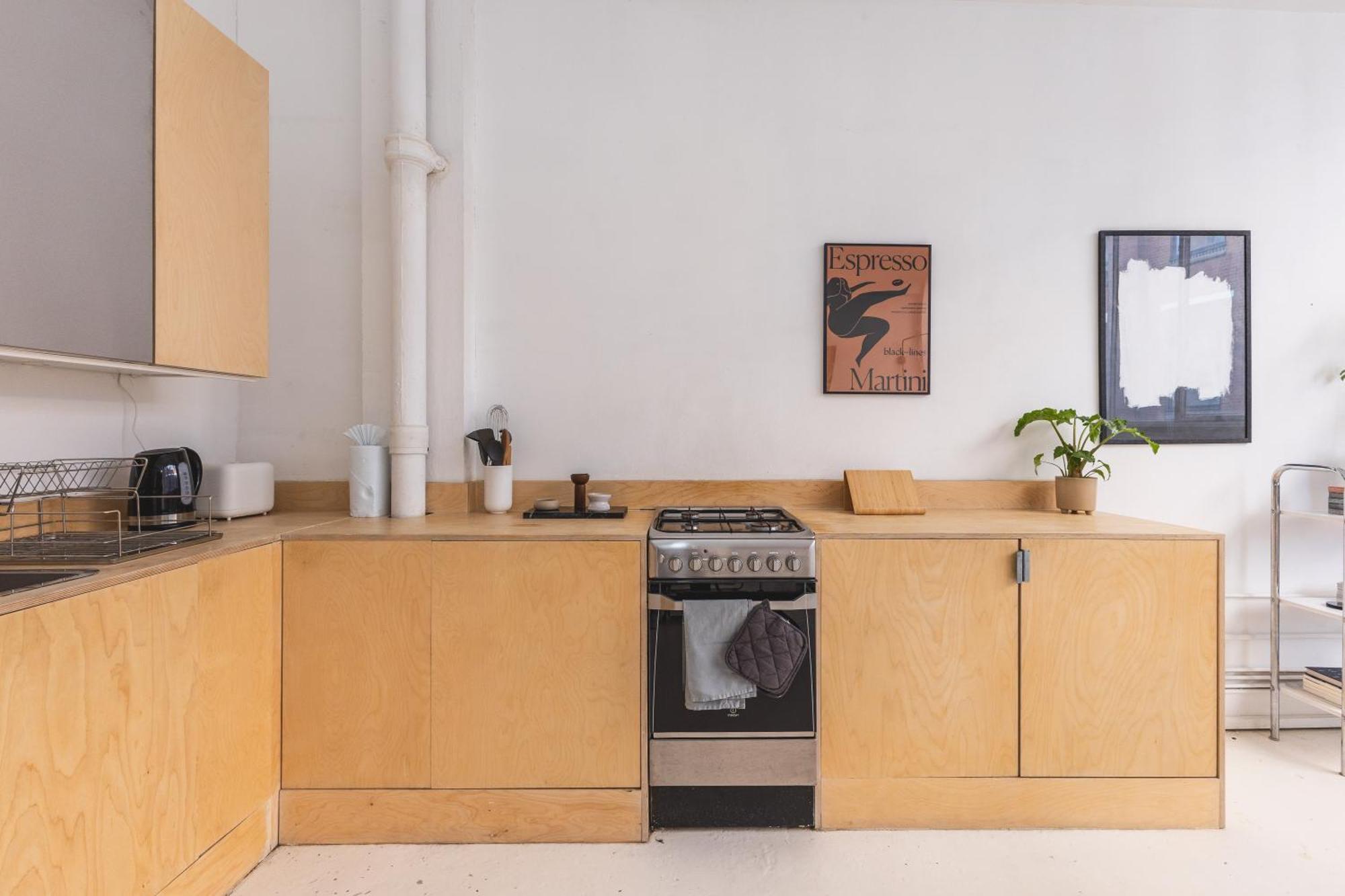 Apartamento Bright & Spacious 2br Flat, Great Transport Links
